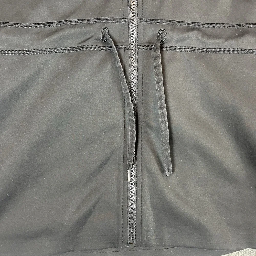 Lululemon Jacket‎ Women's Size 10 Black Full Zip Hooded Athletic